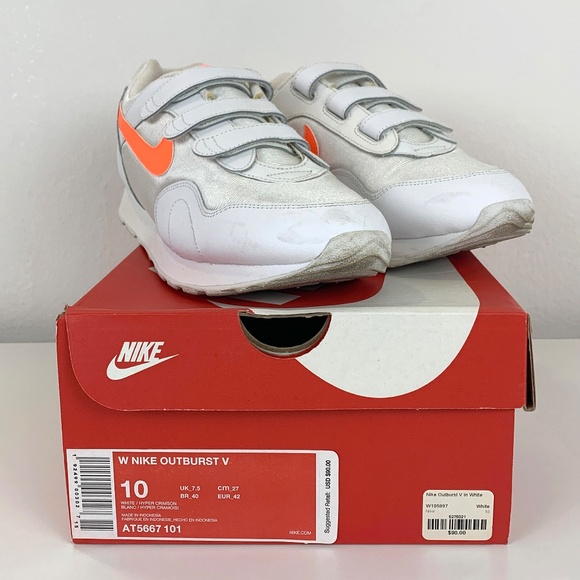 Nike white and neon orange sneakers women's size 10 - Picture 11 of 11